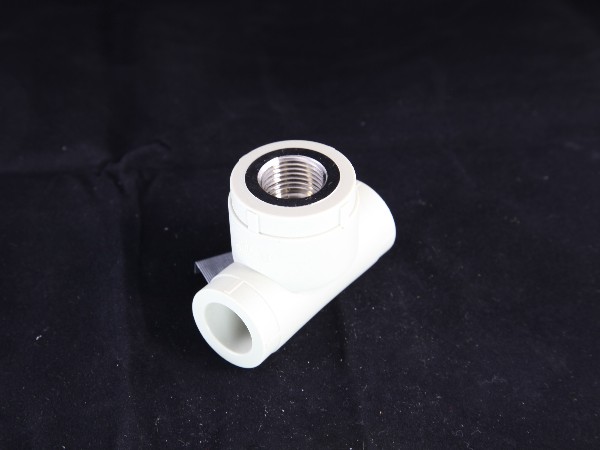 PPR內(nèi)絲三通